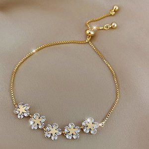 NEW!! Beautiful Crystal Flower Gold Adjustable Bracelet  -  Lovely Gift!
